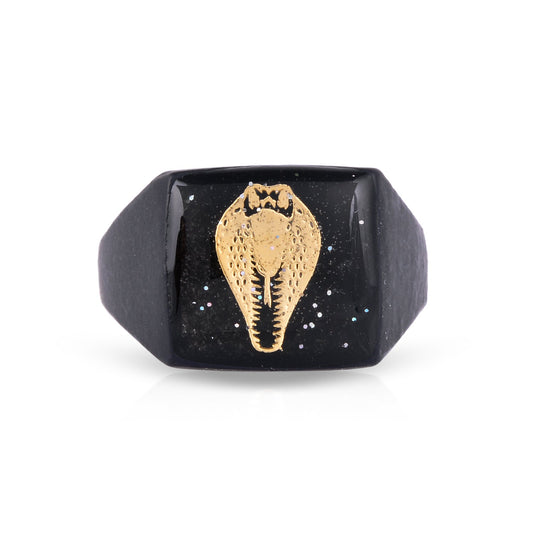 Black Brass Sheshnag Snake design Men Fingerring (ORKL7684)