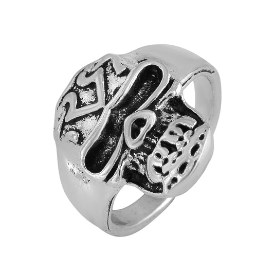 Silver plated Antique finish, Queen's skull design, Fashion ring