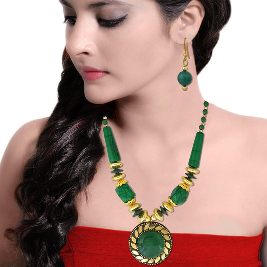 Gold plated Brass, Round shape, Green Howlite (Green Turquoise) and Green Jade Fashion necklace set