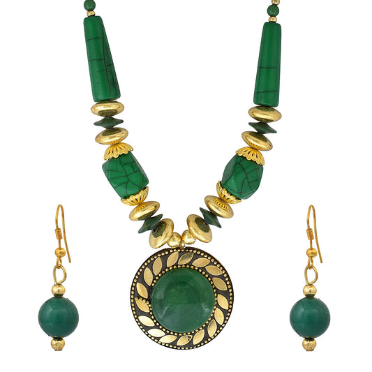 Gold plated Brass, Round shape, Green Howlite (Green Turquoise) and Green Jade Fashion necklace set